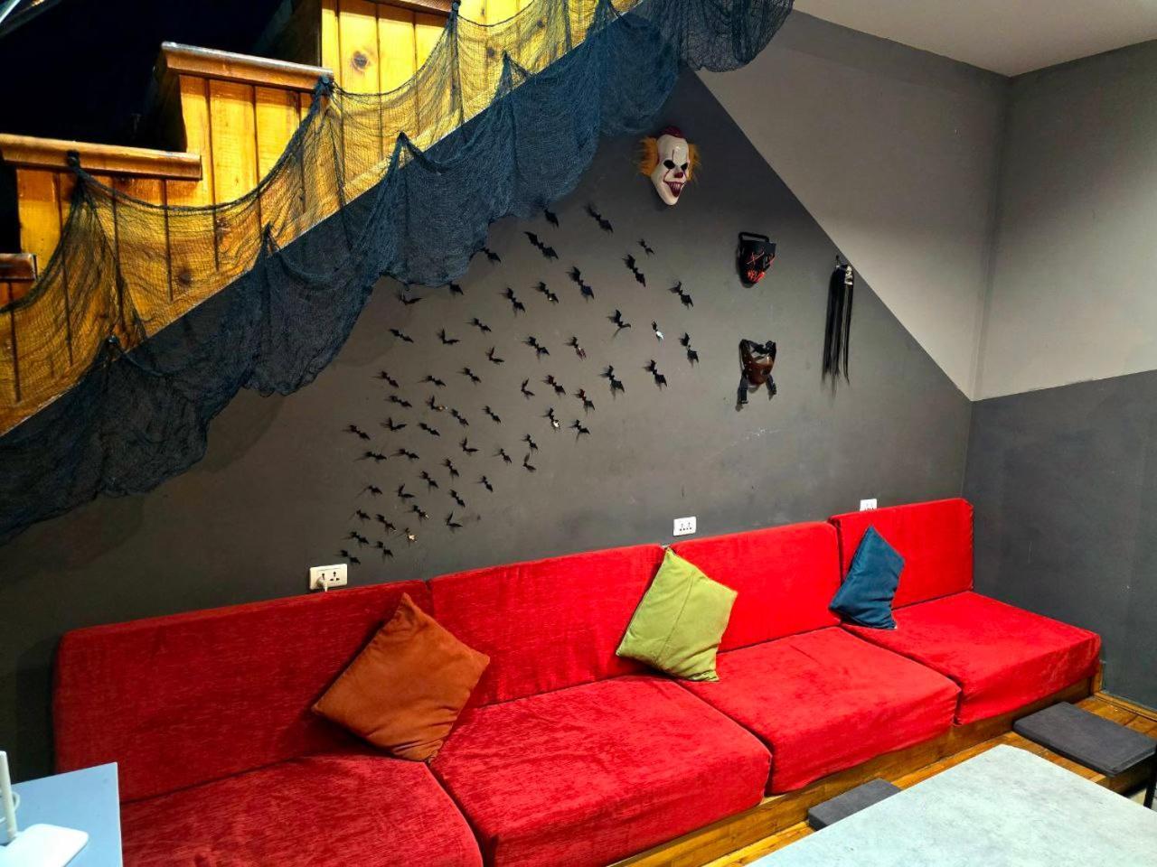 Scary Hostel Tiflis Dış mekan fotoğraf